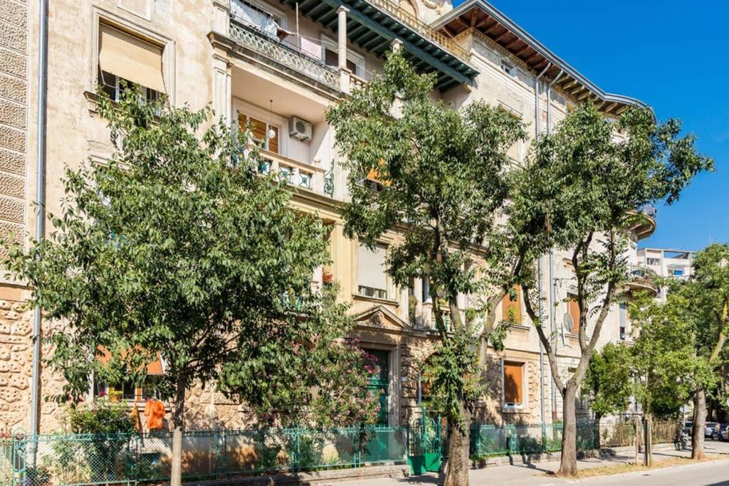 Historic Building Port Side Near Arena 3xac Nets Apartment